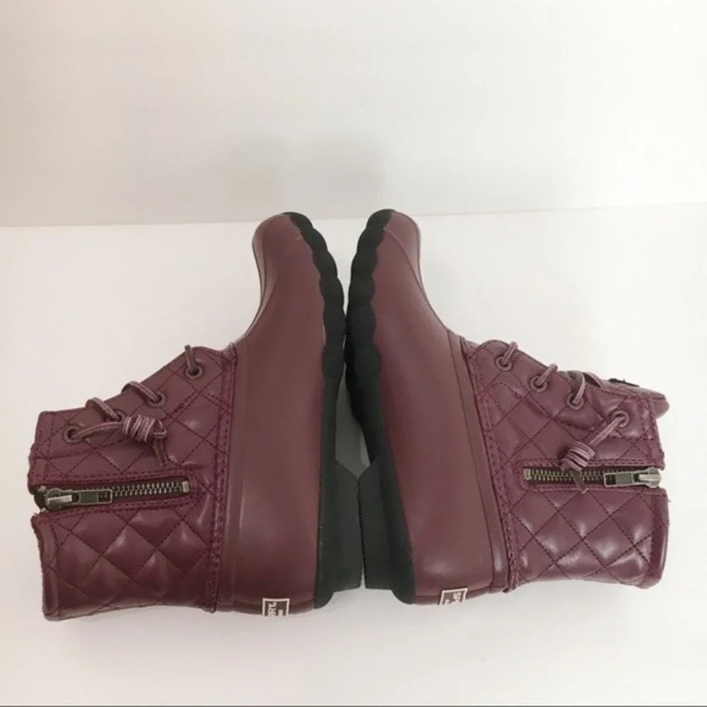 Sperry Womens Size‎ 5 Saltwater Quilted Red Wine Burgundy Duck Boots Rain Snow
